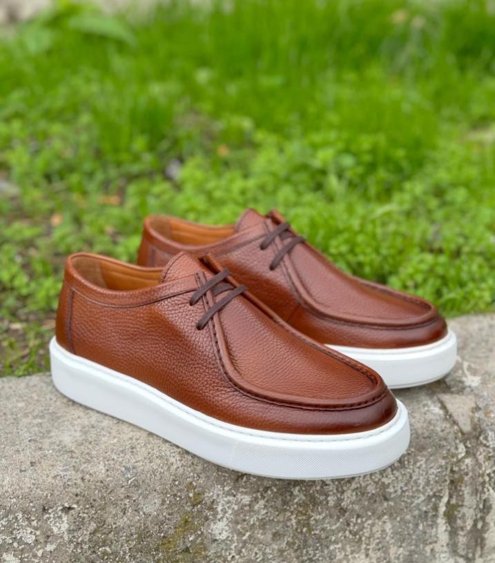 Men's handmade leather shoes